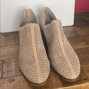 Vince Camuto booties